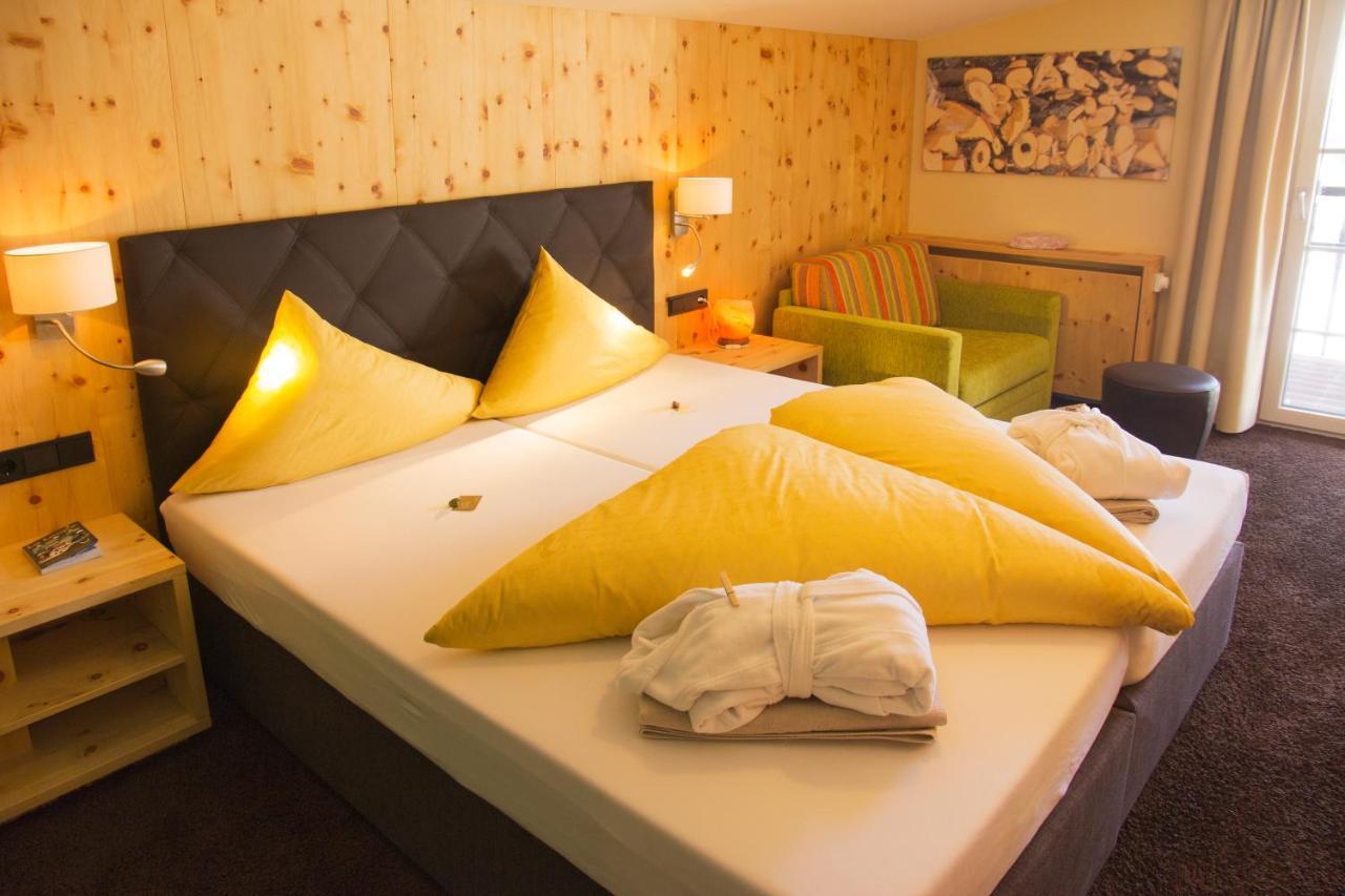 Wohlfuehlhotel Hubertushof Stuben am Arlberg Ngoại thất bức ảnh