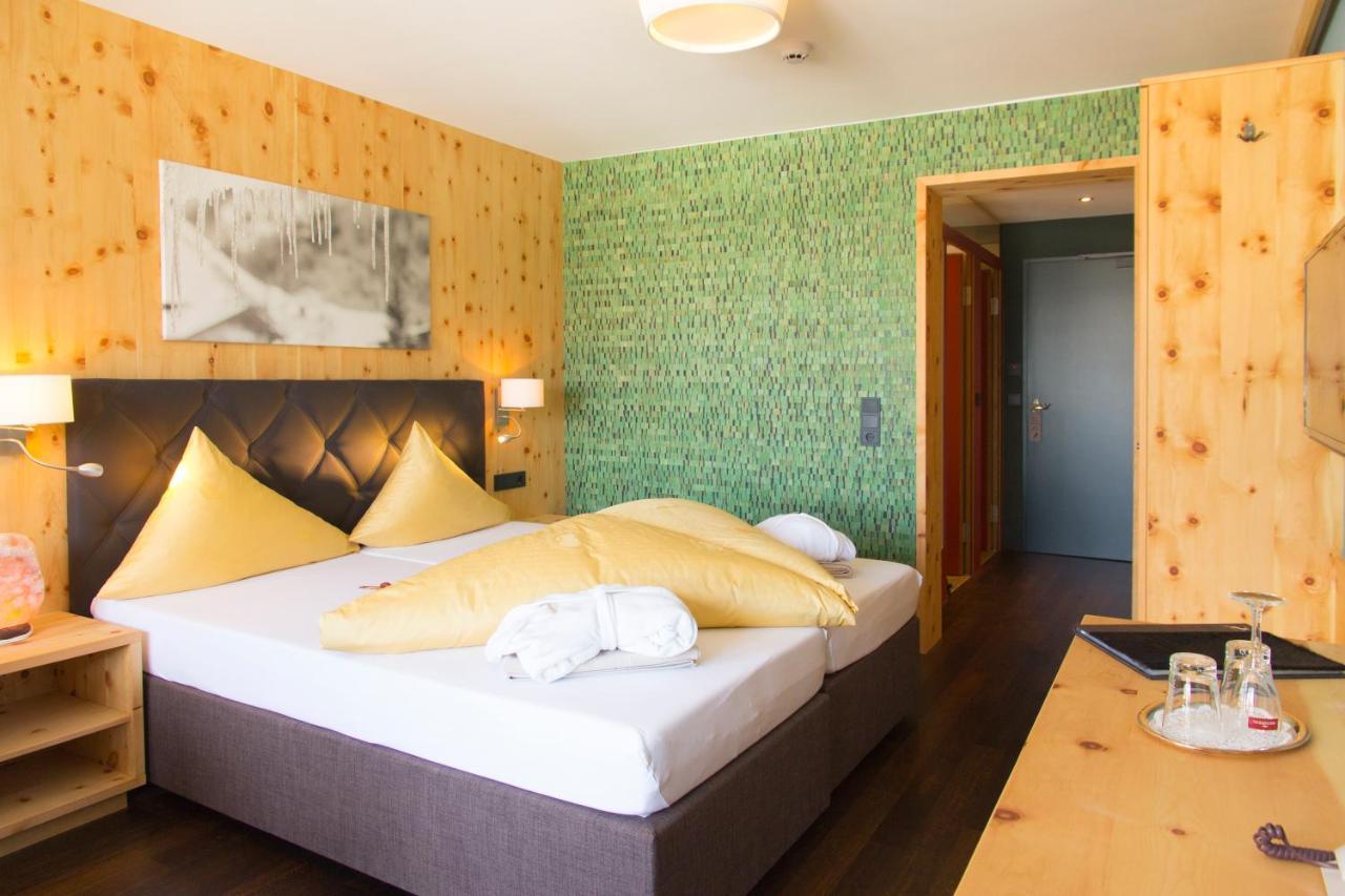 Wohlfuehlhotel Hubertushof Stuben am Arlberg Ngoại thất bức ảnh