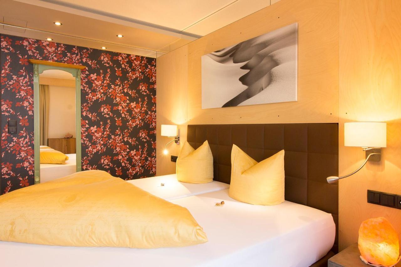 Wohlfuehlhotel Hubertushof Stuben am Arlberg Ngoại thất bức ảnh